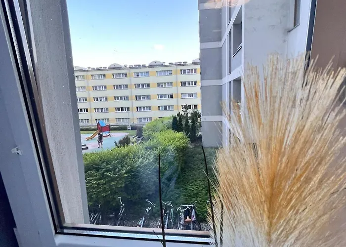 Apartment Metro Slodowiec Free Parking